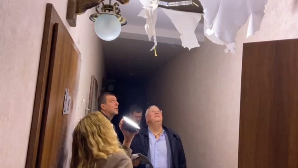 In Ukraine, the hotel that ORF correspondent, Christian Wehrschtz, and his team were staying in  had been hit by Russian shells.